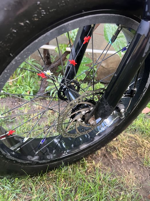 SUPER PRET ! Aproape noua,bicicleta copii Velors incepand cu 9-10 ani