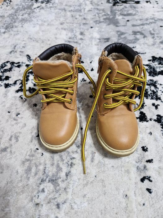 Ghete baieti marimea 23