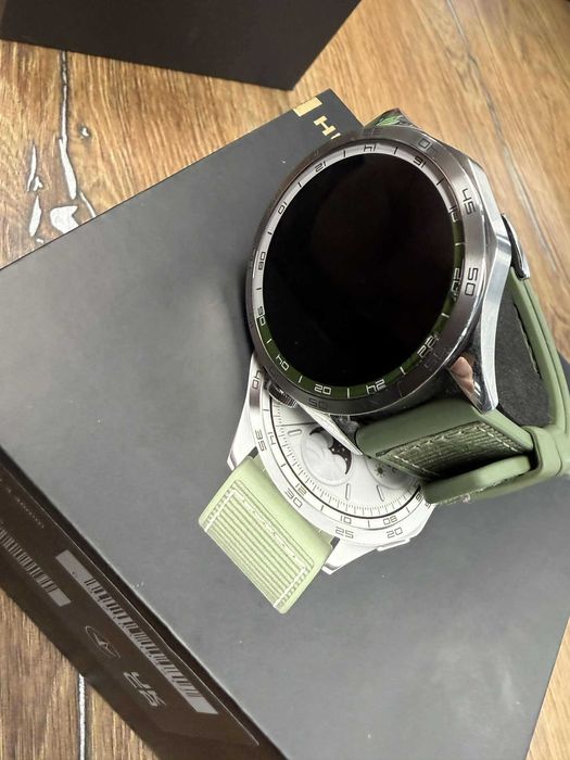 Продавам Смарт Часовник HUAWEI WATCH GT 4.