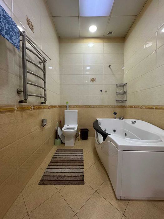 Сдается участок в по ул Мукими ориентир Узбекфильм