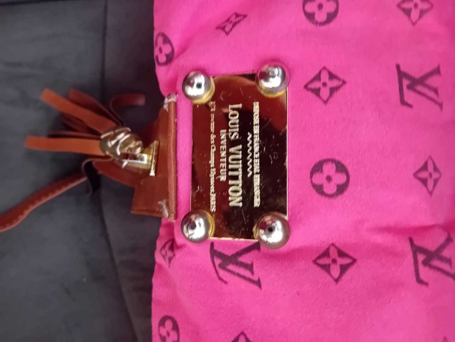 Louis Vuitton-розова чанта
