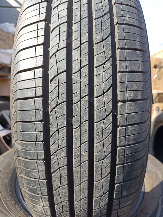 235/65/18 Giti летний комплект новый