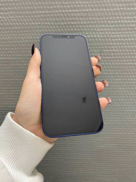 IPhone 12 Продам Айфон 12