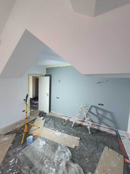 Zugravit /Amenajari/Int/Ext/Tencuit/Renovari/Izolatii/Gresie/Piatra