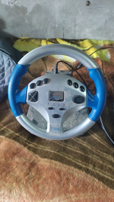 Продам руль с педалями