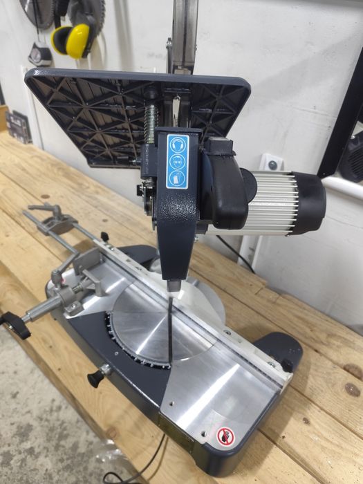 Циркуляр Настолен