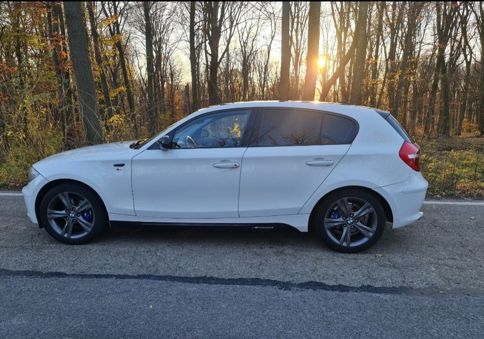 BMW seria 1, îngrijită excesiv...