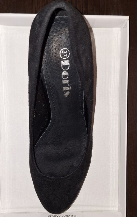 Обувки с висок ток