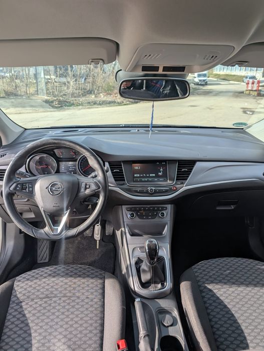 Opel Astra K 2017- posibilitate rate