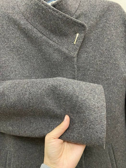 Женский пальто  сотилади