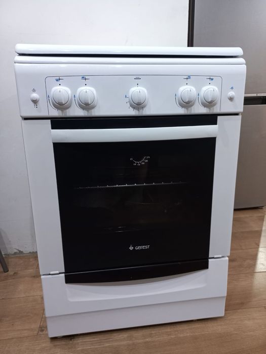 Газовая плита новая 80000