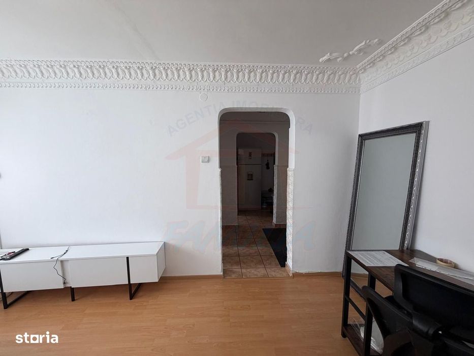 Vanzare apartament cu 4 camere in Micro 39b( k-uri), etaj 1,