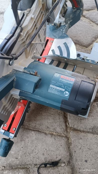 Bosch GCM 80 SJ (fierăstrău circular de tăiat la unghi, 1400W, disc 21