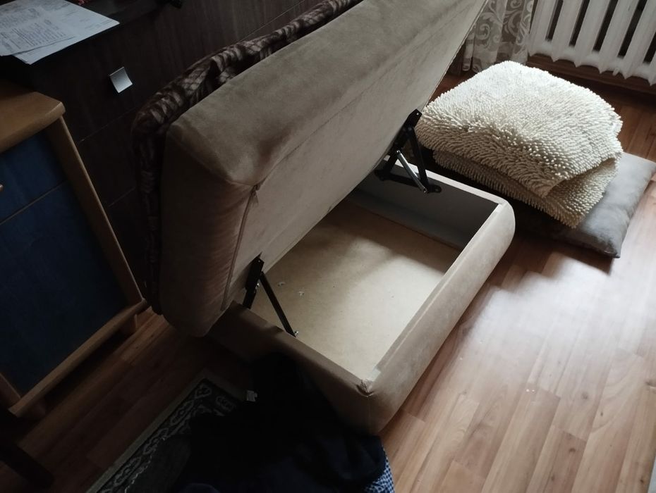 Продам диван в отличном состоянии