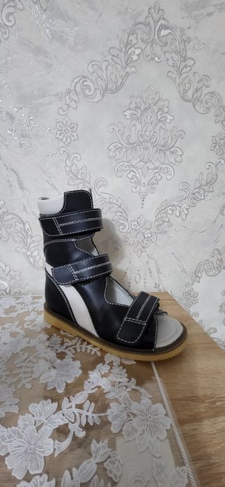 Ортопедическая детская обувь на 7 лет