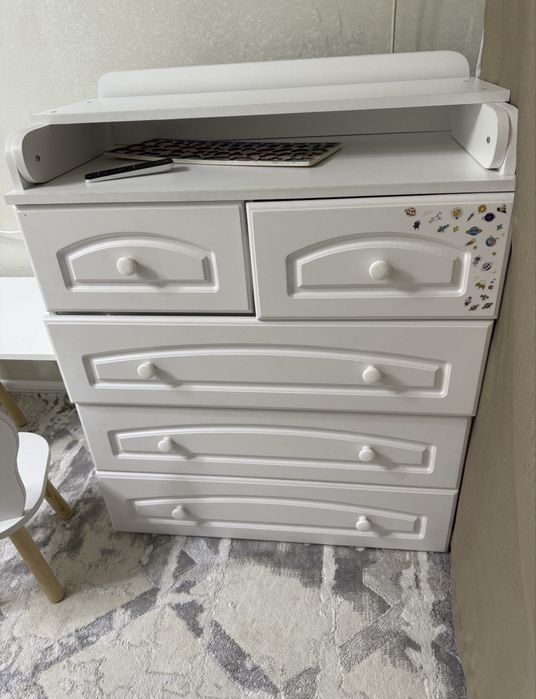 Пеленальный столик