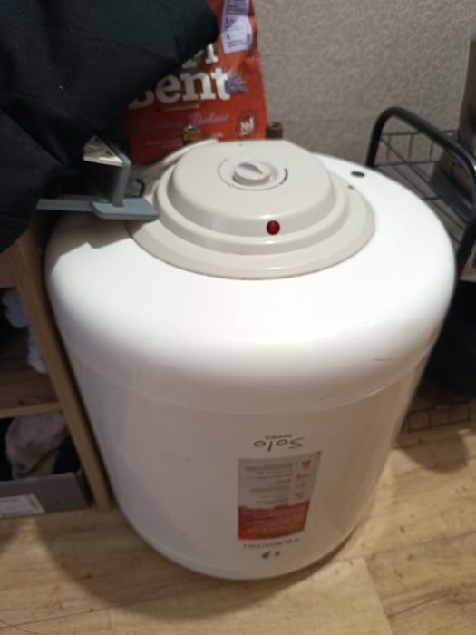 Водонагреватель 25 литров, 15 тысяч