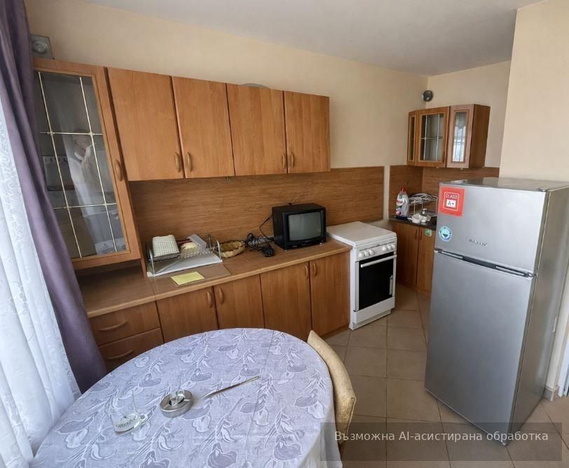 Тристаен апартамент в района на Левски!