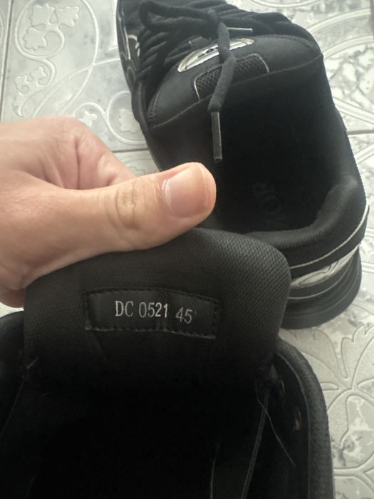 Dior b30 marimea45 purtati