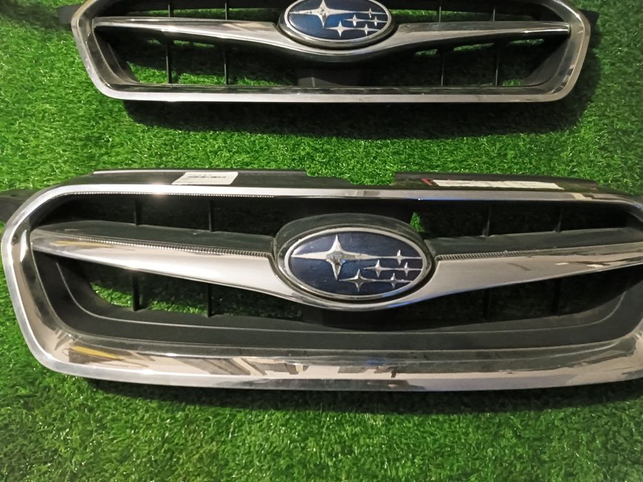 Решетка радиатора Субару