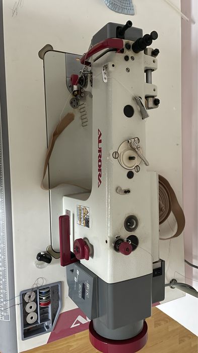 Швейная машина Aurora