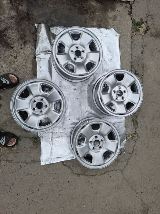 Продам диски 15 размер