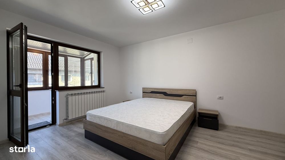 Apartament 4 camere, renovat complet, 2 băi, 2 balcoane, lângă spital — fotografia 3