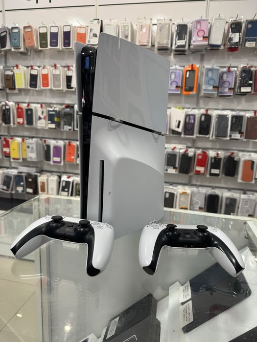 PlayStation 5 Slim/ Disc/1 an garantie/ Future Gsm Mobile