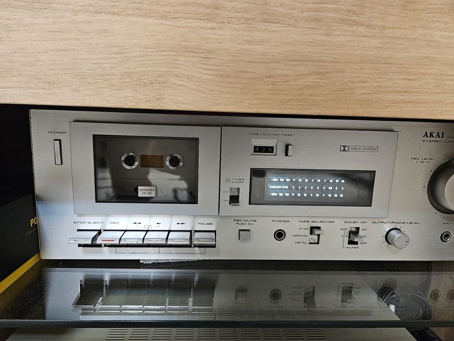 Hifi бутикова комбинация дек и рисивър домашна употреба