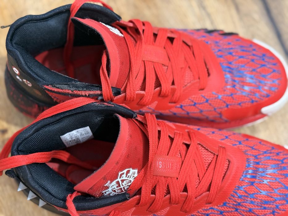 Adidas DON ISSUE 4 39 1/2 copii