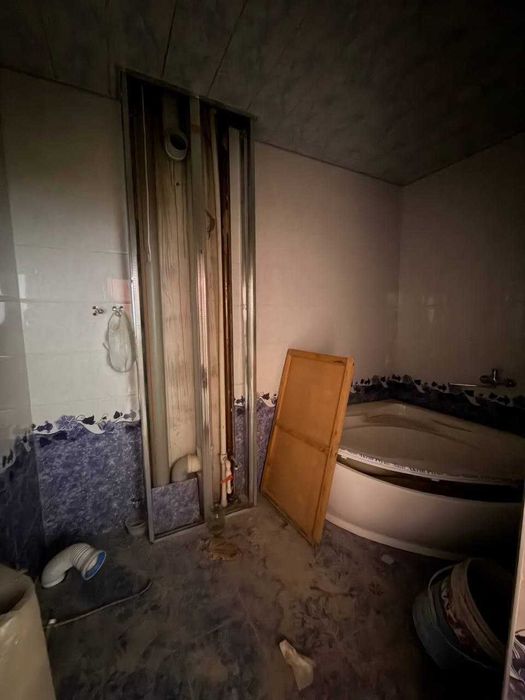 175 Продаётся квартира в новостройке, ориентир магазин Караван