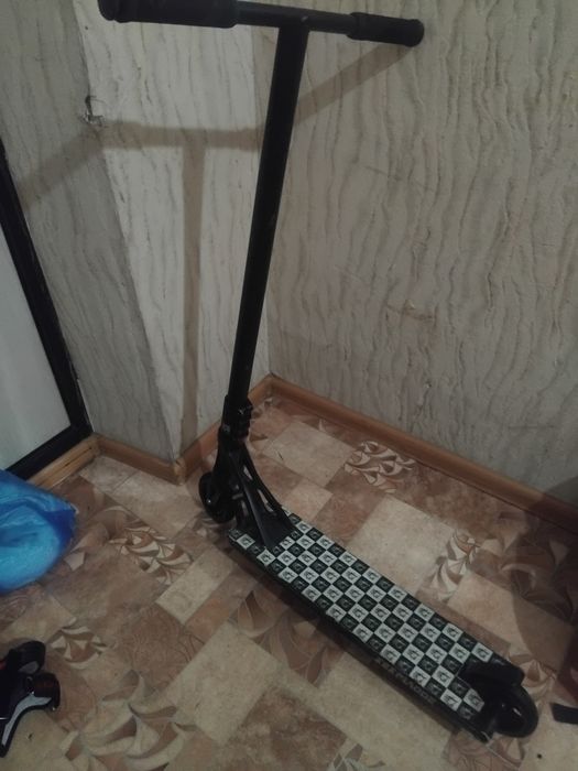 Продать самокат стрит быстро в нормальном состояние