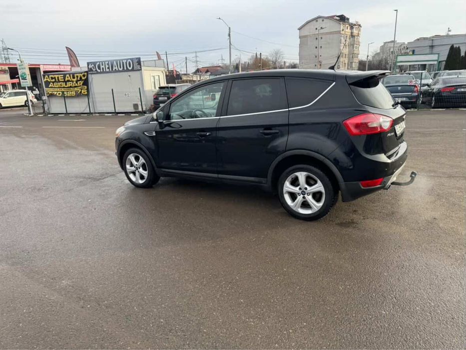Ford Kuga 2.0 TDCI 163 CP Automata 4x4 2012-întretinută
