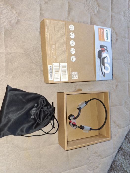 Наушники Philips