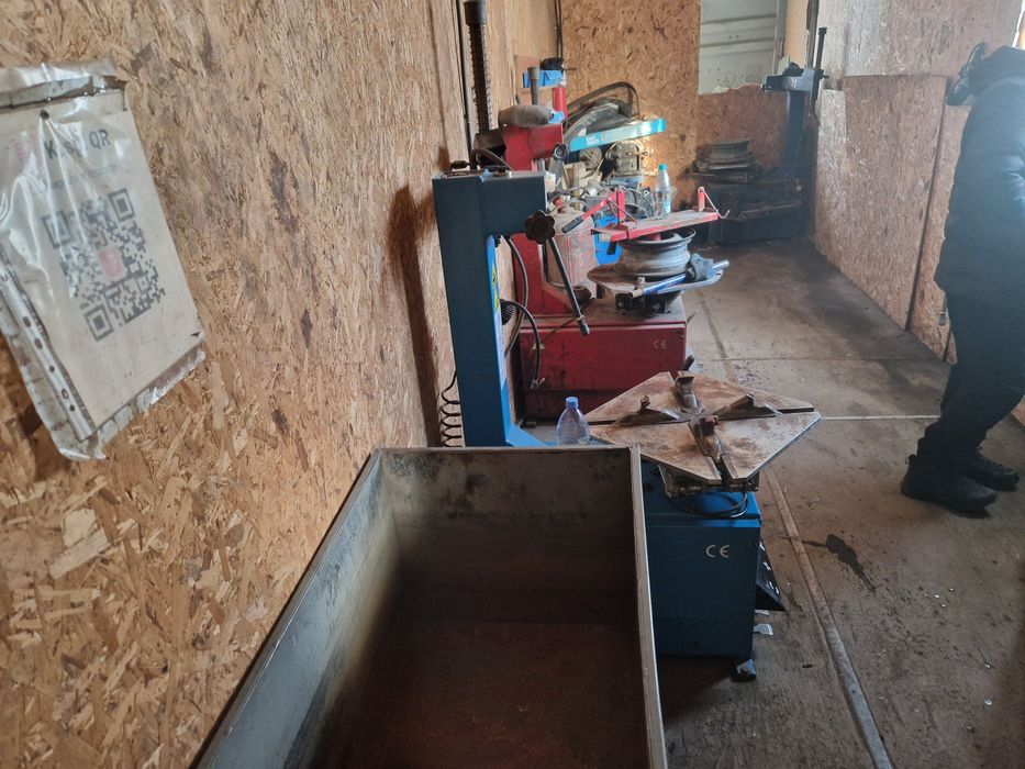 Продам шиномонтаж