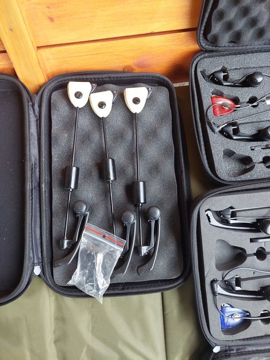 Swingere/ hangere/ snag ears: carp spirit, hakuyo