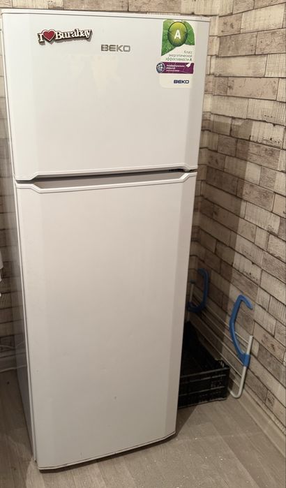 Продам Холодильник Beko