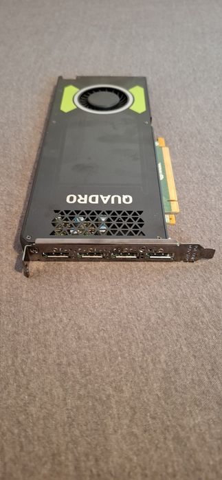 Model: NVIDIA Quadro M4000
Memorie: 8 GB GDDR5
Interfață: PCI-Express
