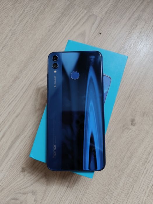 Смартфон Honor 8x