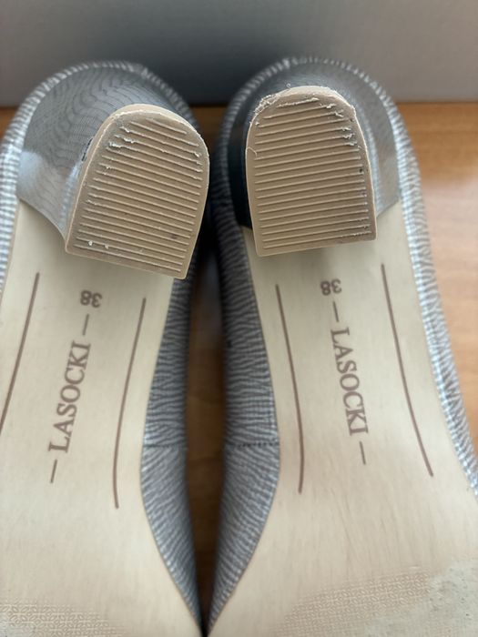 Кожени обувки Lasocki N38
