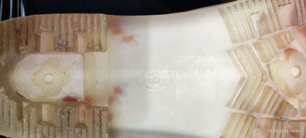 Продам сапоги женские