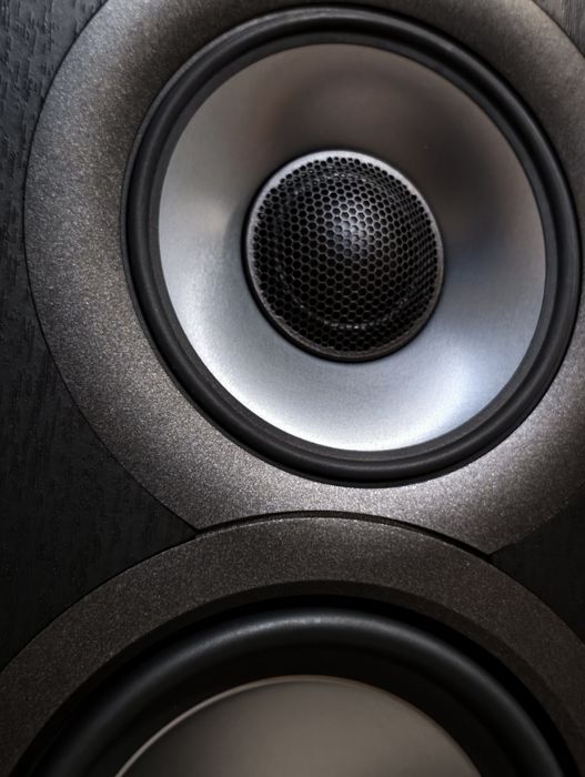 ELAC UNi-Fi 2.0 UB52 3 cai 140w