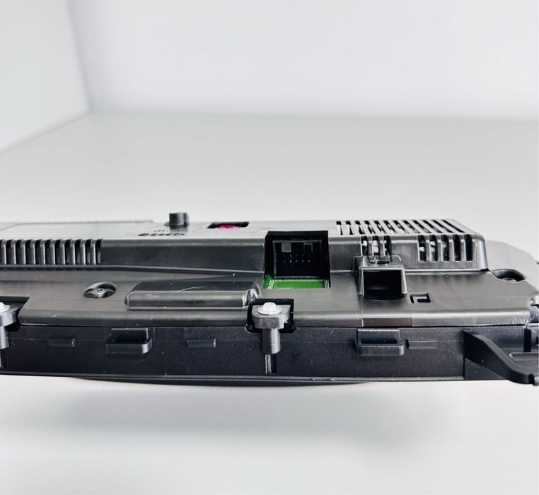 Ceasuri digitale bord BMW seria 1 & 2-F40,F40,G29-Z4,2019-2023,OEM