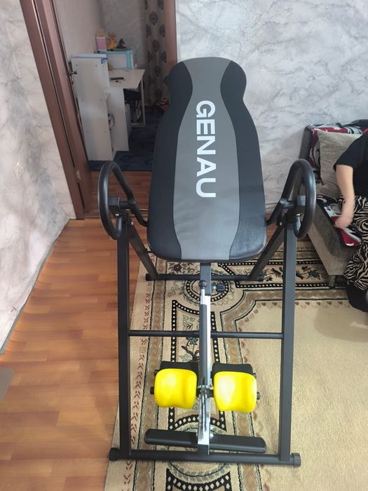 Тренажер новый. Инверсионный стол