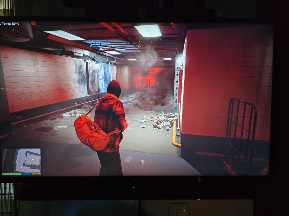 Vand Ps4 modat cu jocuri