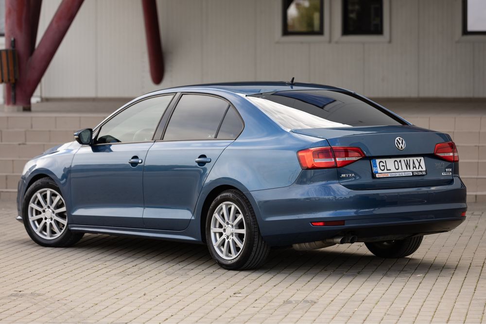 VOLKSWAGEN Jetta 2015 — imagine 3