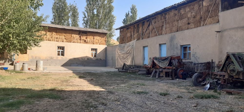 Бостонлик туманида уи сотилади.