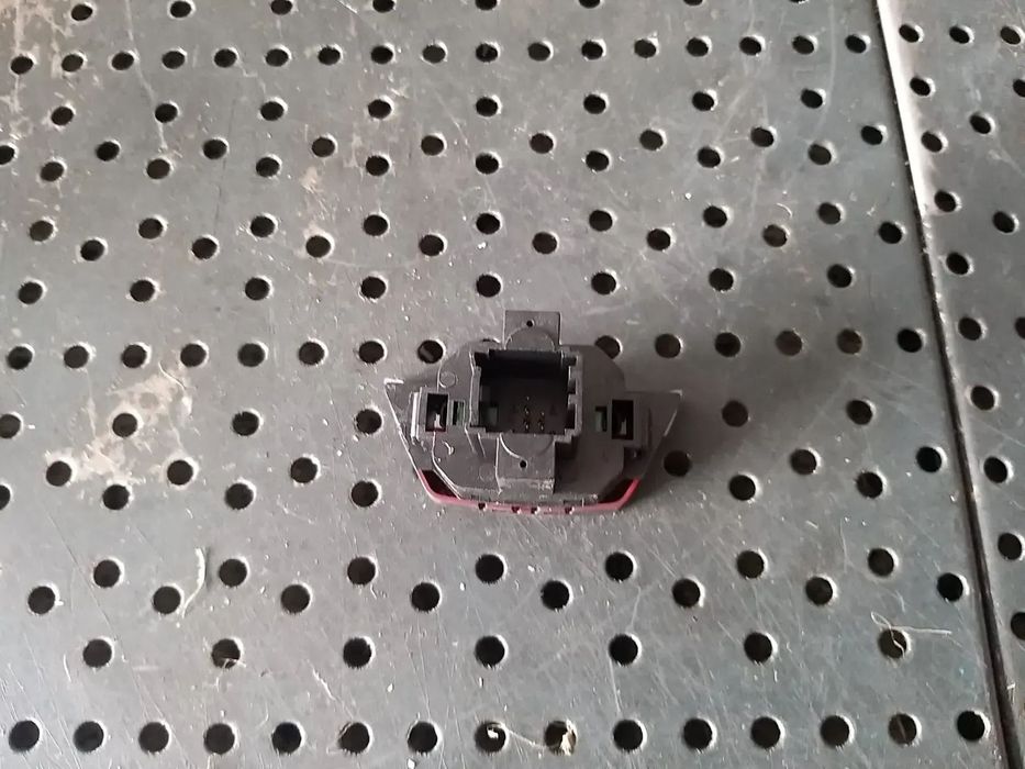 Butoane avarii blocare deblocare usi ford fiesta 6 cb1 ccn