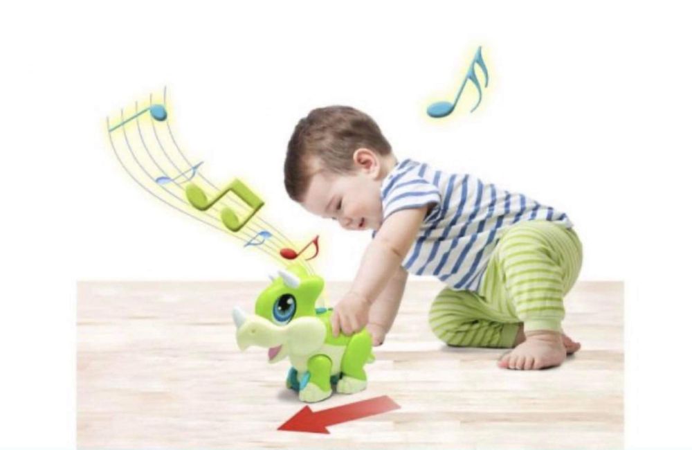 Carucior Smoby + catel lemn + cuburi + dino+ turn