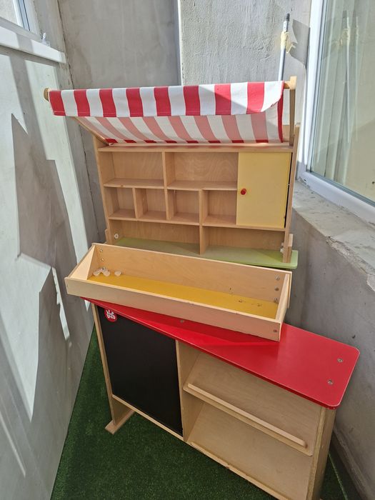 Детски дървен магазин